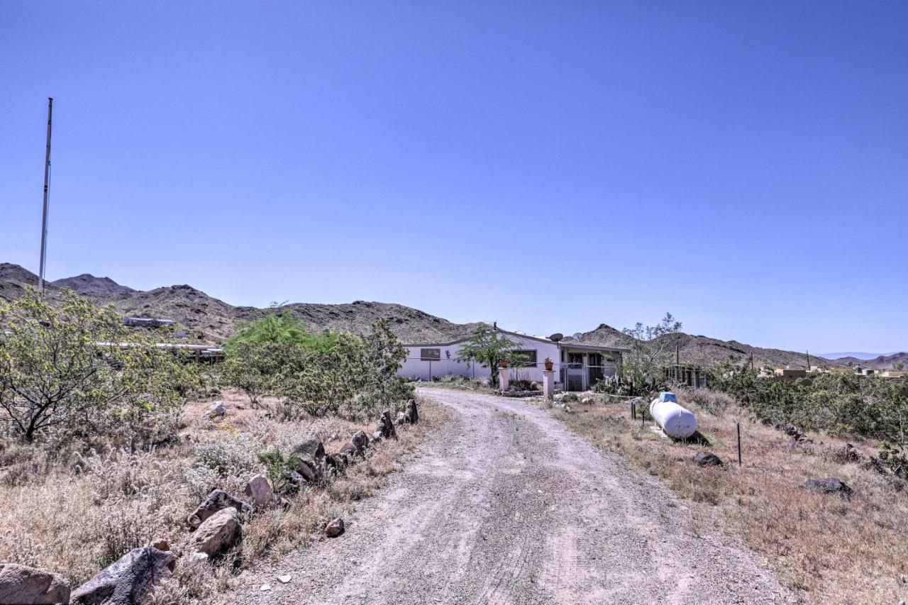 Rustic Bullhead City Retreat With Porch And Views Exterior photo